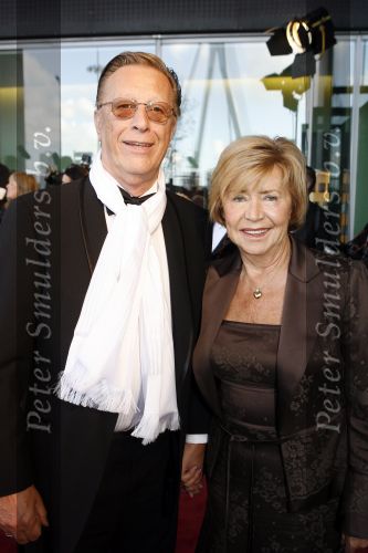 Rotterdam 7 oktober 2006
Premiere Cats in nieuwe Luxor.
John de Mol sr met vrouw