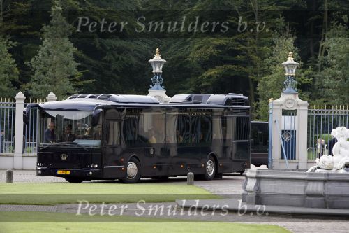 Apeldoorn 8 oktober 2006
Doop Prinses Leonore in het Loo in Apeldoorn.
Koninklijke bus