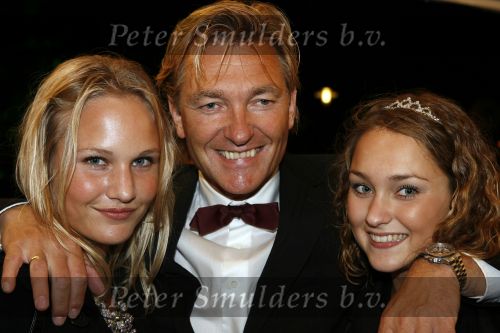 Utrecht 6 oktober 2006
Uitreiking gouden kalveren.
Laurens Klaver met zijn dochters Melody Klaver en Kimberley Klaver