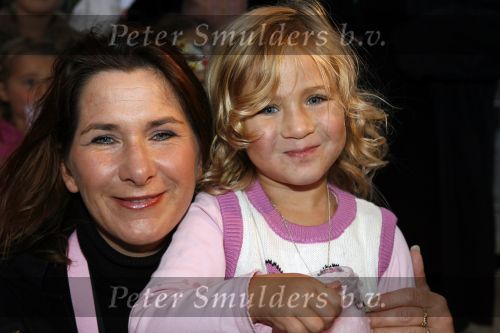 Amsterdam 6 oktober 2006
Premiere Winx club in pepsi stage.
Marlies Deckers met dochtertje