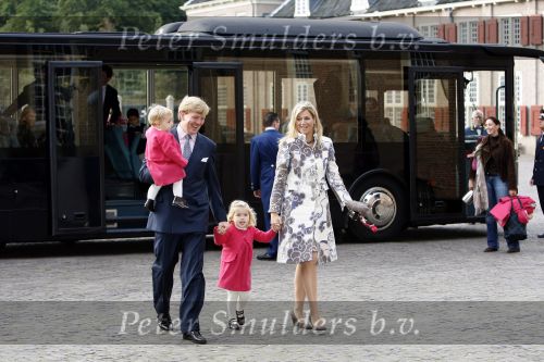 Apeldoorn 8 oktober 2006
Doop Prinses Leonore in het Loo in Apeldoorn.
Prinses Maxima met Prins Willem Alexander Prinses Alexia en Prinses Amalia
Peter Smulders bv