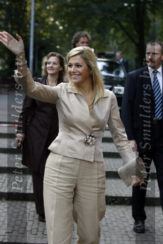 Amsterdam 28 september 2006
Maxima op bezoek bij het tropenmuseum.