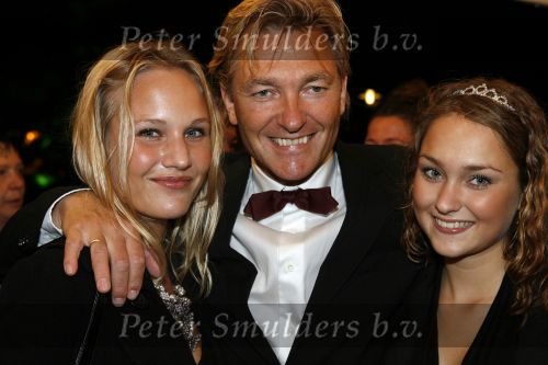 Utrecht 6 oktober 2006
Uitreiking gouden kalveren.
Laurens Klaver met zijn dochters Melody Klaver en Kimberley Klaver