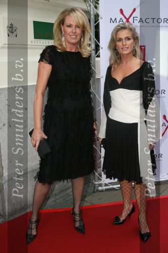 Amsterdam, 18 Oktober 2006
Beau Monde Awards 2006
Monique Collignon met Sylvie Schmeitz