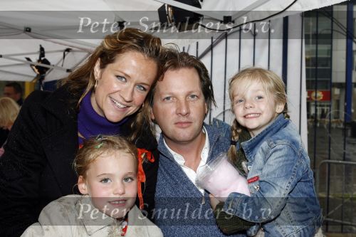 Amsterdam 6 oktober 2006
Premiere Winx club in pepsi stage.
Michiel Mol Paulien Huizinga en hun dochter Myrthe.