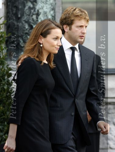 Rotterdam 16 september 2006
Herdenkingsdienst voor hr v Vollenhoven in Hulskamp gebouw.
Prins Floris en Prinses Aimee