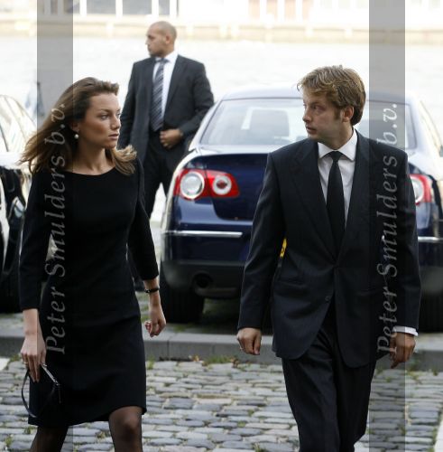 Rotterdam 16 september 2006
Herdenkingsdienst voor hr v Vollenhoven in Hulskamp gebouw.
Prins Floris Prinses Aimee
