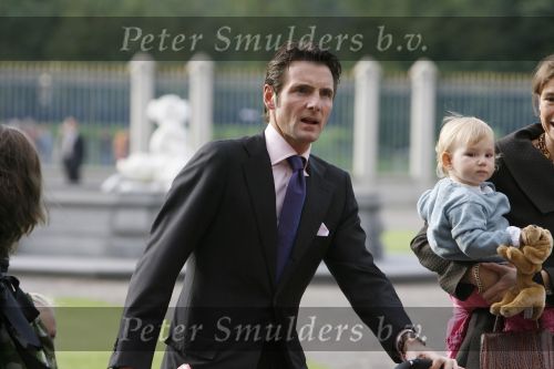 Apeldoorn 8 oktober 2006
Doop Prinses Leonore in het Loo in Apeldoorn.
Prinses Marilenen Prins Maurits met hun kinderen Prinses Anna Prins Lucas en Prinses Felicia met hun aupair  
Peter Smulders bv