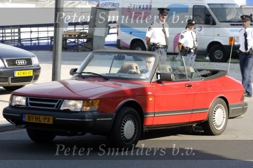 Rotterdam 16 september 2006
Herdenkingsdienst voor hr v Vollenhoven in Hulskamp gebouw.
Prins Jaime in saab cabrio