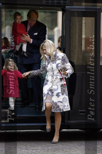 Apeldoorn 8 oktober 2006
Doop Prinses Leonore in het Loo in Apeldoorn.
Prinses Maxima met Prins Willem Alexander Prinses Alexia en Prinses Amalia
Peter Smulders bv