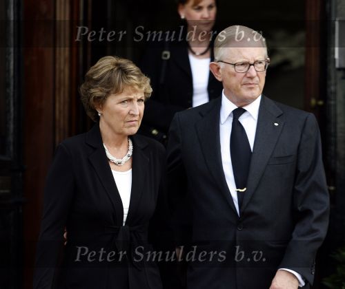 Rotterdam 16 september 2006
Herdenkingsdienst voor hr v Vollenhoven in Hulskamp gebouw.
Prinses Margriet en Pieter v Vollenhoven