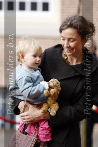 Apeldoorn 8 oktober 2006
Doop Prinses Leonore in het Loo in Apeldoorn.
Prinses Marilenen Prins Maurits met hun kinderen Prinses Anna Prins Lucas en Prinses Felicia met hun aupair  
Peter Smulders bv