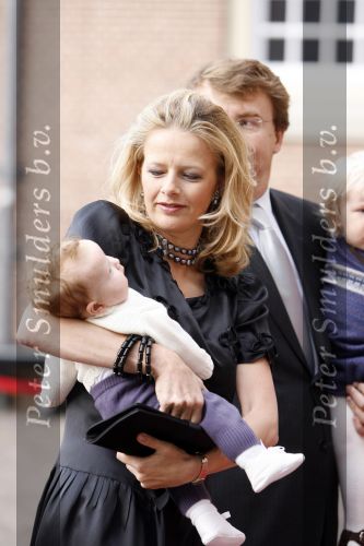 Apeldoorn 8 oktober 2006
Doop Prinses Leonore in het Loo in Apeldoorn.
Prinses Mabel en Prins Constantijn met hun kinderen Luana en Zaria
Peter Smulders bv