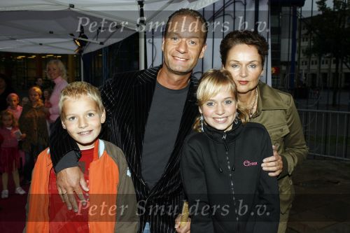 Amsterdam 6 oktober 2006
Premiere Winx club.
Ron Boszhard met vrouw en kinderen