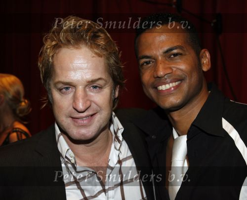 Hoorn 11 oktober 2006
Premiere wat zien ik in schouwburg Hoorn.
Tony Neef en Perry Dossett