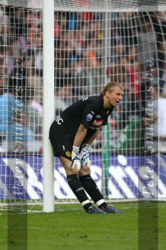 Eindhovn, 15 Oktober 2006 PSV-Roda JC, eindstand 4-1
Kompetitie Seizoen 2006/2007
Na zijn vierde tegendoelpunt ziet doelman Vladan Kujovic het niet meer zitten