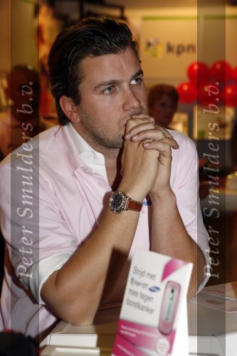 Amsterdam 5 oktober 2006
Winston Gerschtanowitz  bij presentatie Pink Ribbon Samsung en KPN.