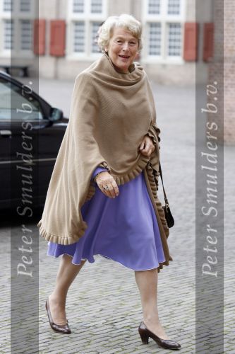 Apeldoorn 8 oktober 2006
Doop Prinses Leonore in het Loo in Apeldoorn.
Mevr v Loon de la bouchere
Peter Smulders bv