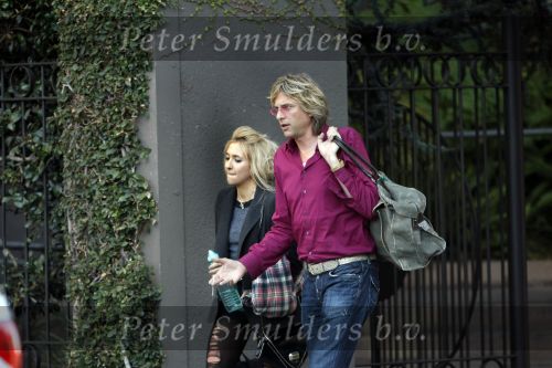 San Francisco 1 oktober 2009
Adam Curry en zijn dochter Christina verlaten het bedrijf van Adam en wandelen naar huis.
Peter Smulders bv