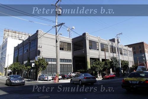 San Francisco 1 oktober 2009
Adam Curry en zijn dochter Christina verlaten het bedrijf van Adam en wandelen naar huis.
Peter Smulders bv