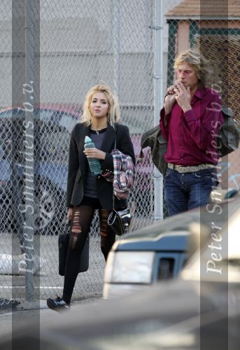 San Francisco 1 oktober 2009
Adam Curry en zijn dochter Christina verlaten het bedrijf van Adam en wandelen naar huis.
Peter Smulders bv