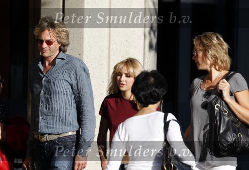 San Francisco 2 oktober 2009
Micky Hoogendijk en Christina Curry halen Adam Curry op bij zijn zaak. Daarna wandelen ze naar huis.
Peter Smulders bv