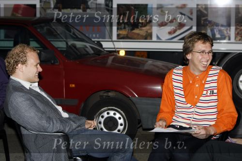 Gorinchem 21 september 2009
Ruud de Graaf 30 jaar in het vak en krijgt een koninklijk lintje. Adje met zijn vriend
Peter Smulders bv