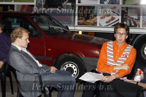 Gorinchem 21 september 2009
Ruud de Graaf 30 jaar in het vak en krijgt een koninklijk lintje. Adje met zijn vriend
Peter Smulders bv