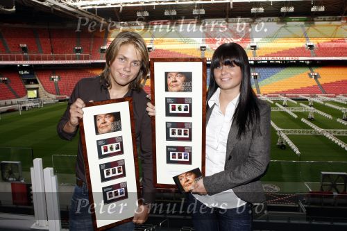 Amsterdam 23 september 2009
presentatie postzegels Andre Hazes in de amsterdam Arena. Andre Jr en Roxeanne krijgen de eerste zegels en ook Rachel is natuurlijk van de partij.
Peter Smulders bv