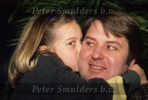 Maastricht, 10 Januari 1990
Arthur Oostwegel ( de inmiddels overleden ex-echtgenoot van Marjon Lambriks ) met zijn dochter Caroline Oostwegel