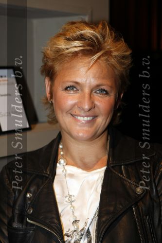 Amsterdam 8 oktober 2009
Feestavond  tbv orange babies. caroline Tensen
Peter Smulders bv