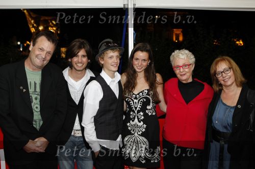 Utrecht 22 september 2009
Premiere Lover of Loser in  stadsschouwburg Utrecht. dave Schram Maria Peters Carry Slee Martijn lakemeier Ruud Feldkamp
Peter Smulders bv