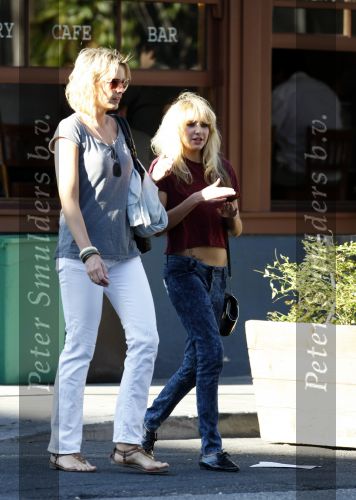 San Francisco 2 oktober 2009
Micky Hoogendijk en Christina Curry aan het shoppen in San Francisco.
Peter Smulders bv