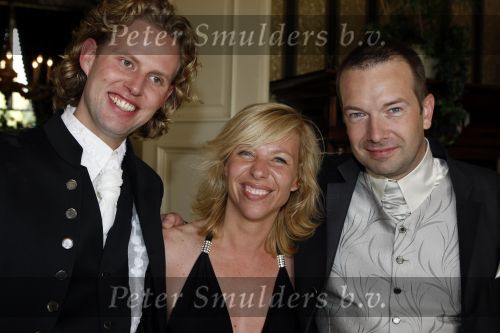 Eefde 18 september 2009
Jeroen Kijk in de Vegte trouwt met zijn vriend Philip op kasteel Voorst. Claudia de Breij
Peter Smulders bv