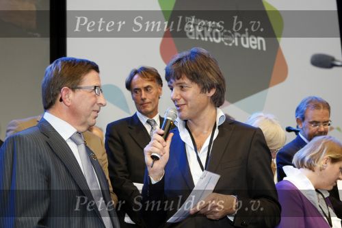 Den Haag 26 september 2009
Ontwikkelingssamenwerking.nu in de fokker hallen in Den Haag o.l.v Bert Koenders. Dick Molman van sanoma uitgevers
Peter Smulders bv
