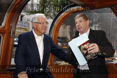 Amsterdam 8 november 2009
Presentatie boek Theo Heuft over zijn leven en Yab Yum. Theo en Frits Barend
Peter Smulders bv