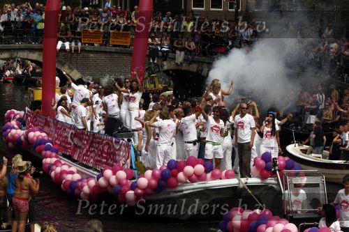 Amsterdam 1 augustus 2009
Diverse boten tijdens de Gay pride.