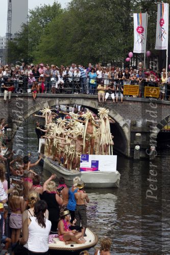 Amsterdam 1 augustus 2009
Diverse boten tijdens de Gay pride.