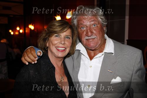 Gorinchem 21 september 2009
Ruud de Graaf 30 jaar in het vak en krijgt een koninklijk lintje. Hans en Tine Boskamp
Peter Smulders bv