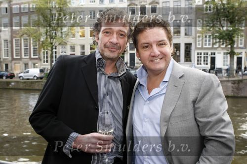 Amsterdam 8 november 2009
Presentatie boek Theo Heuft over zijn leven en Yab Yum. Hans v barneveld met Rene Froger
Peter Smulders bv