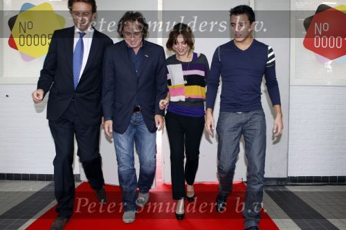 Den Haag 26 september 2009
Ontwikkelingssamenwerking.nu in de fokker hallen in Den Haag o.l.v Bert Koenders. Aanwezig oa Jan Smit Marco Borsato en Daphne Bunskoek
Peter Smulders bv