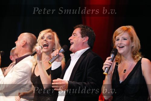 Gorinchem 21 september 2009
Ruud de Graaf 30 jaar in het vak en krijgt een koninklijk lintje. Johnny Kraaykamp jr met zijn vriendin
Peter Smulders bv
