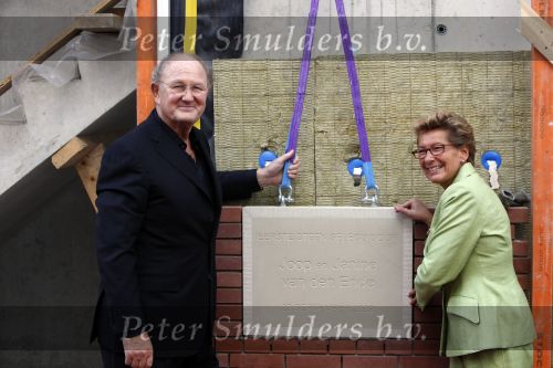 Amsterdam 23 september 2009
Joop en Janine v d Ende leggen de eerste steen van het nieuwe de la Mar theater.
Peter Smulders bv
