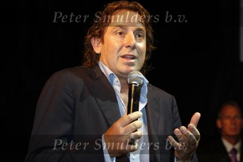 Amsterdam 23 september 2009
Marco Borsato wordt heel emotioneel tijdens persconferentie in Paradiso.
Peter Smulders bv