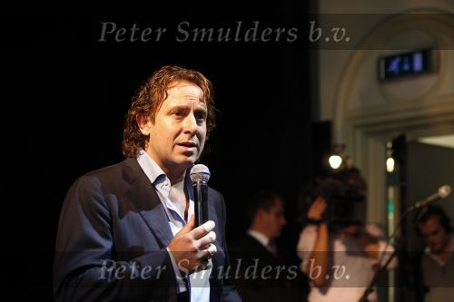 Amsterdam 23 september 2009
Marco Borsato wordt heel emotioneel tijdens persconferentie in Paradiso.
Peter Smulders bv