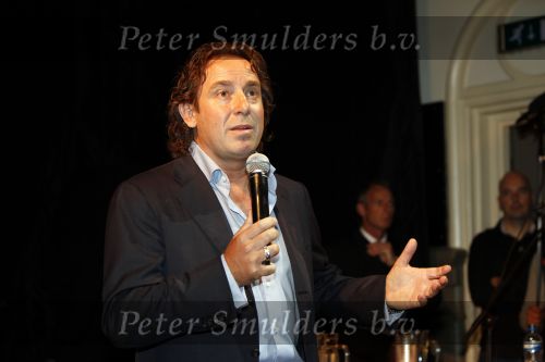 Amsterdam 23 september 2009
Marco Borsato wordt heel emotioneel tijdens persconferentie in Paradiso.
Peter Smulders bv