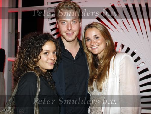 Utrecht 22 september 2009
Premiere Lover of Loser in  stadsschouwburg Utrecht. Mark v Eeuwen met Lieke v Lexmond en Fajah Lourens
Peter Smulders bv