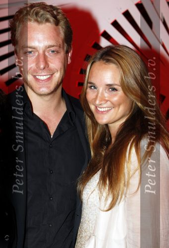 Utrecht 22 september 2009
Premiere Lover of Loser in  stadsschouwburg Utrecht. Mark v Eeuwen met Lieke v Lexmond en Fajah Lourens
Peter Smulders bv