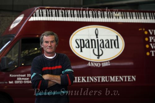 Amsterdam 20 september 2009
Obbo Spanjaard, winkelier en transporteur van Piano\'s
Peter Smulders bv