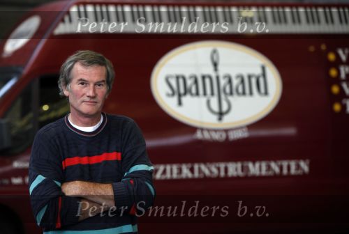 Amsterdam 20 september 2009
Obbo Spanjaard, winkelier en transporteur van Piano\'s
Peter Smulders bv